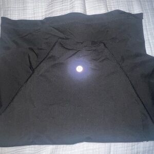 Black lululemon swiftly tech short sleeve